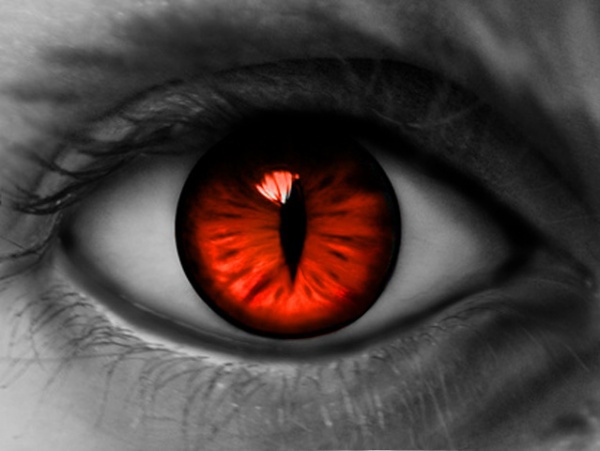 26690559 Kyubi eye by PsychoT