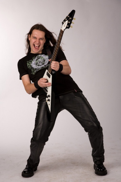 Юрий Мелисов (Фотосессия "Эльфийская Рукопись. Сказание на Все Времена." Автор "Эльфийской Рукописи" и "Эльфийской Рукописи. Сказание на Все Времена." ).